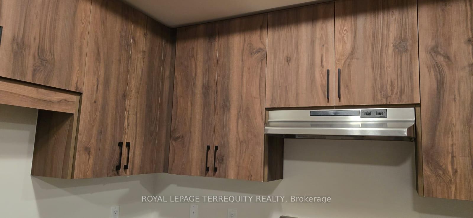 38 Kingbird Common, Cambridge, ON - Indoor