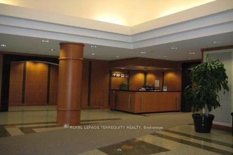 2111-Ph111-256 Doris Avenue, Toronto, ON - Indoor Photo Showing Other Room