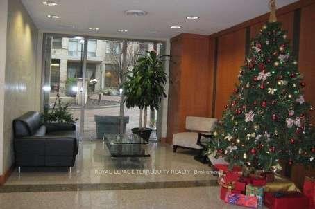 Unit 2111 (Ph1 #11)-256 Doris Avenue, Toronto, ON - Indoor Photo Showing Other Room