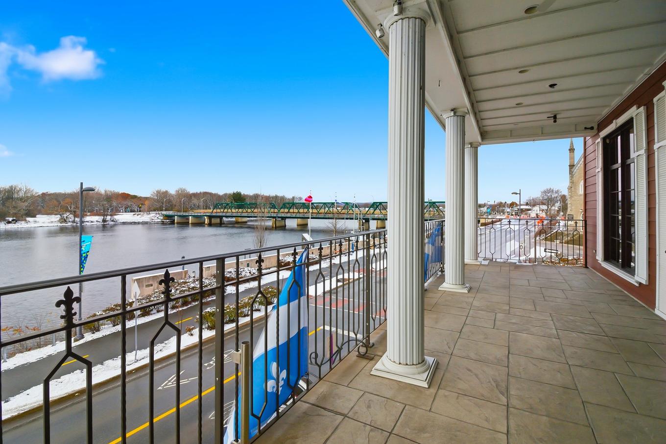 Terrasse - 815 Rue Jacques-Cartier, Gatineau (Gatineau), QC - Outdoor With Body Of Water With Exterior