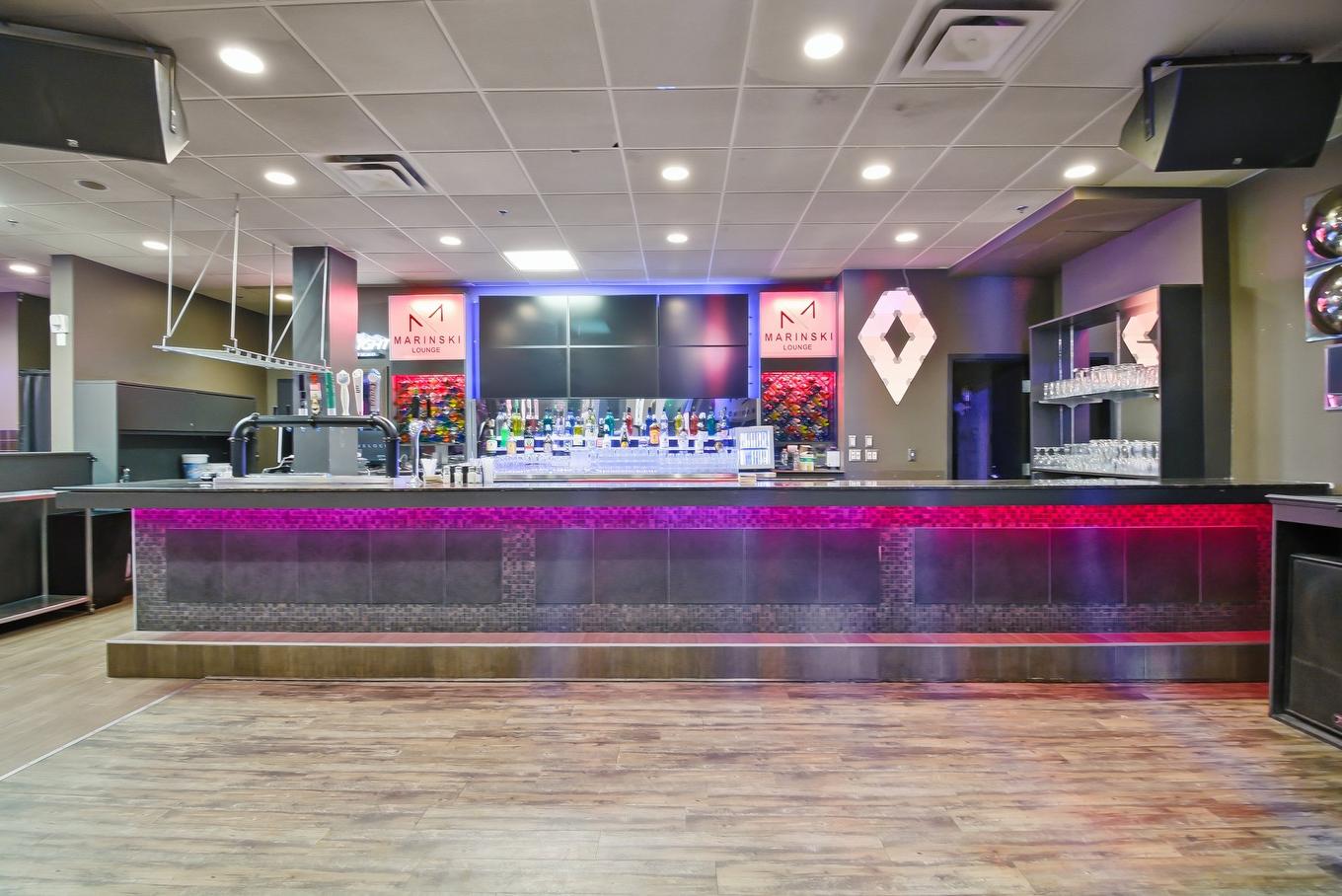 Bar - 815 Rue Jacques-Cartier, Gatineau (Gatineau), QC - Indoor Photo Showing Other Room