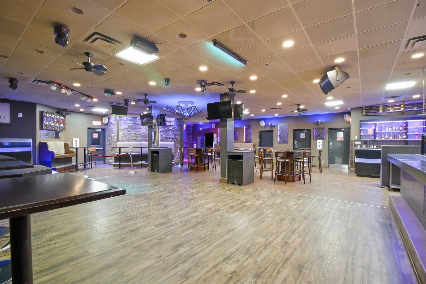 Bar - 815 Rue Jacques-Cartier, Gatineau (Gatineau), QC - Indoor Photo Showing Other Room