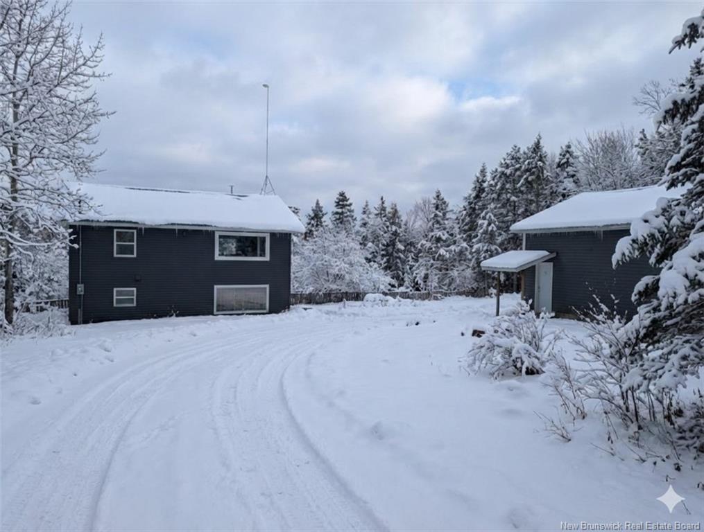 25 W Wilson Rd, Parkindale, NB