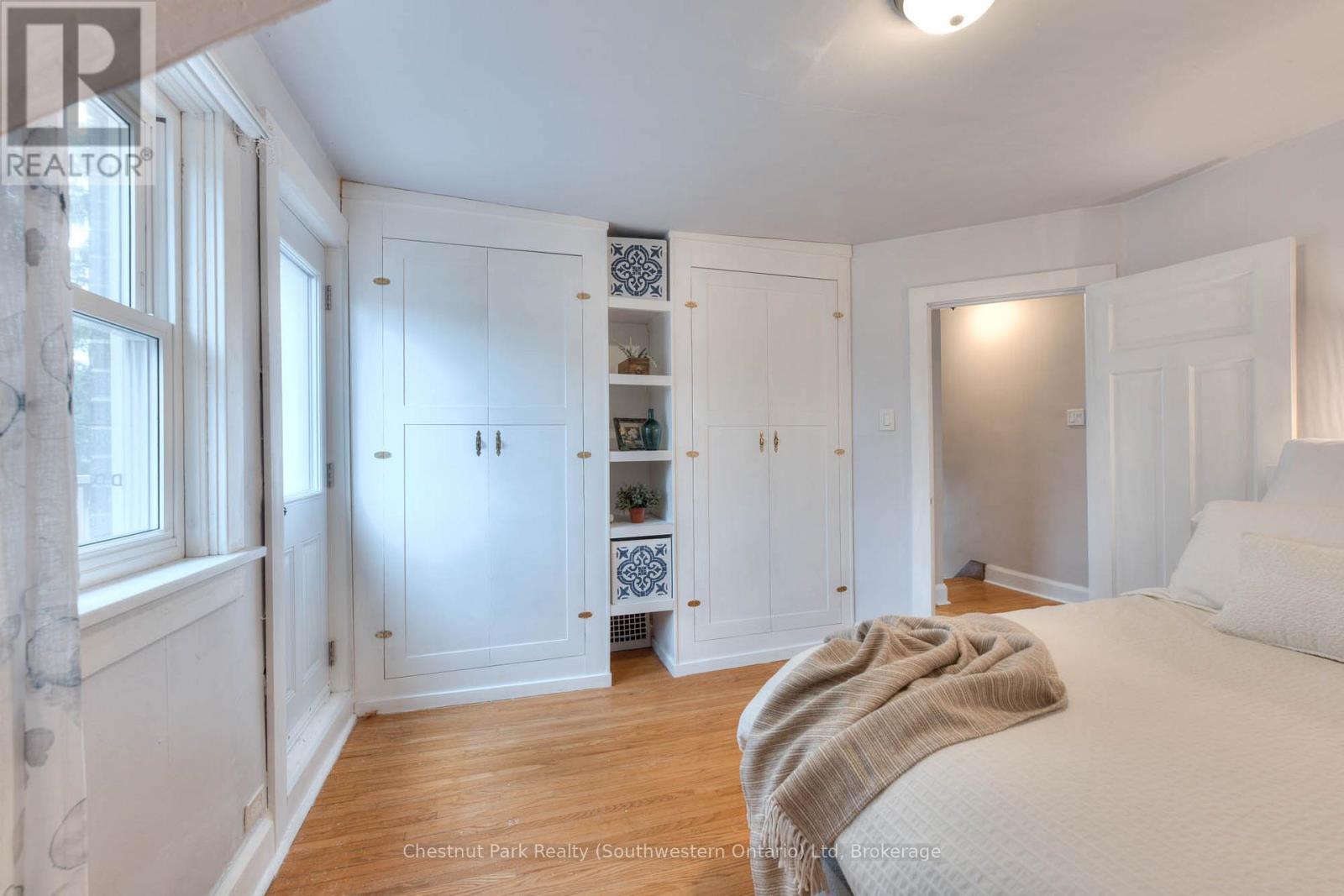 19 Stull Avenue, Guelph (Exhibition Park) - 19 Stull Avenue, Guelph (Exhibition Park), ON - Indoor Photo Showing Bedroom