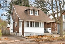 19 Stull Ave., Guelph (Exhibition Park) ON N1H 1N2 -