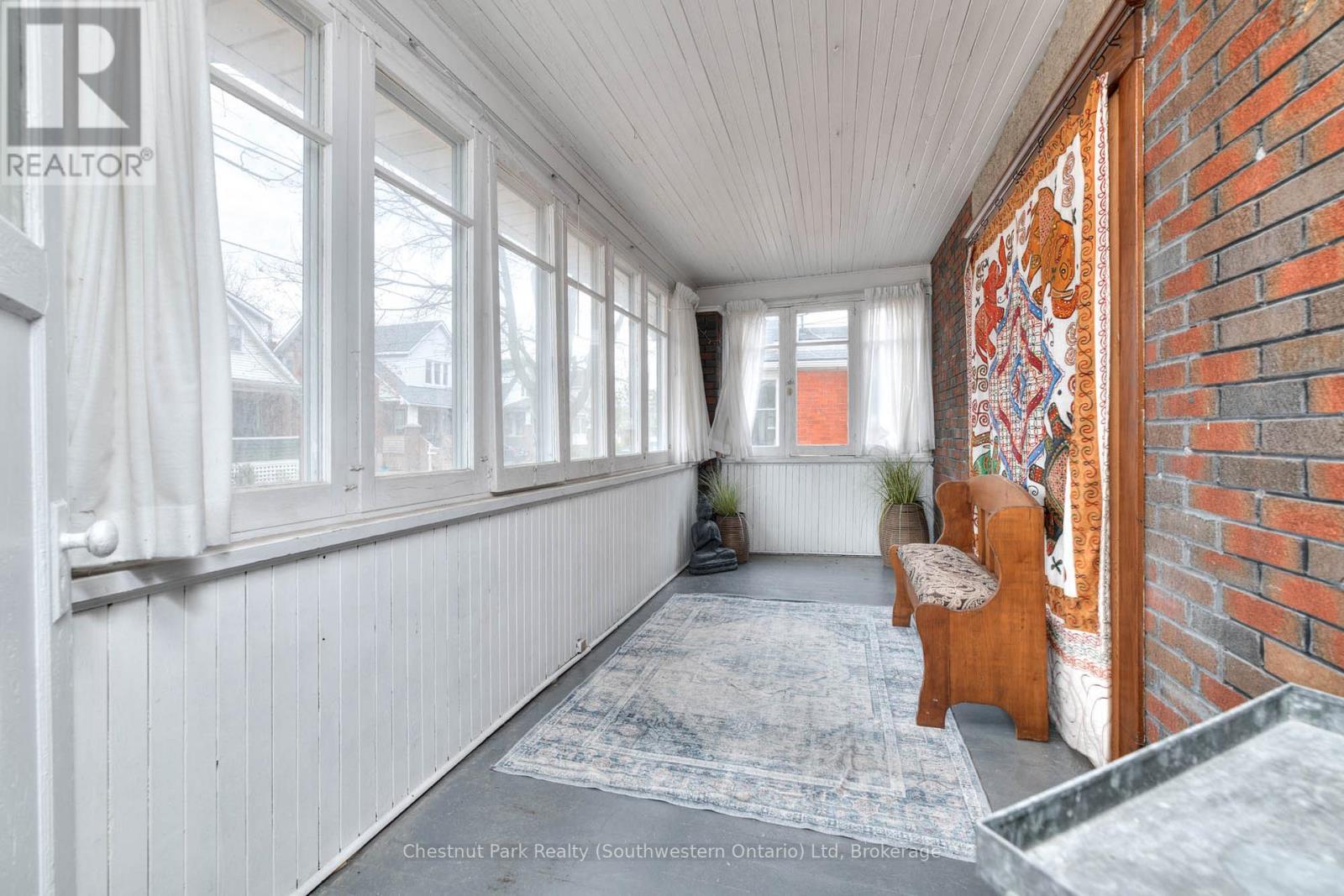 19 Stull Ave., Guelph (Exhibition Park) ON N1H 1N2 - 19 Stull Avenue, Guelph (Exhibition Park), ON - Indoor Photo Showing Other Room