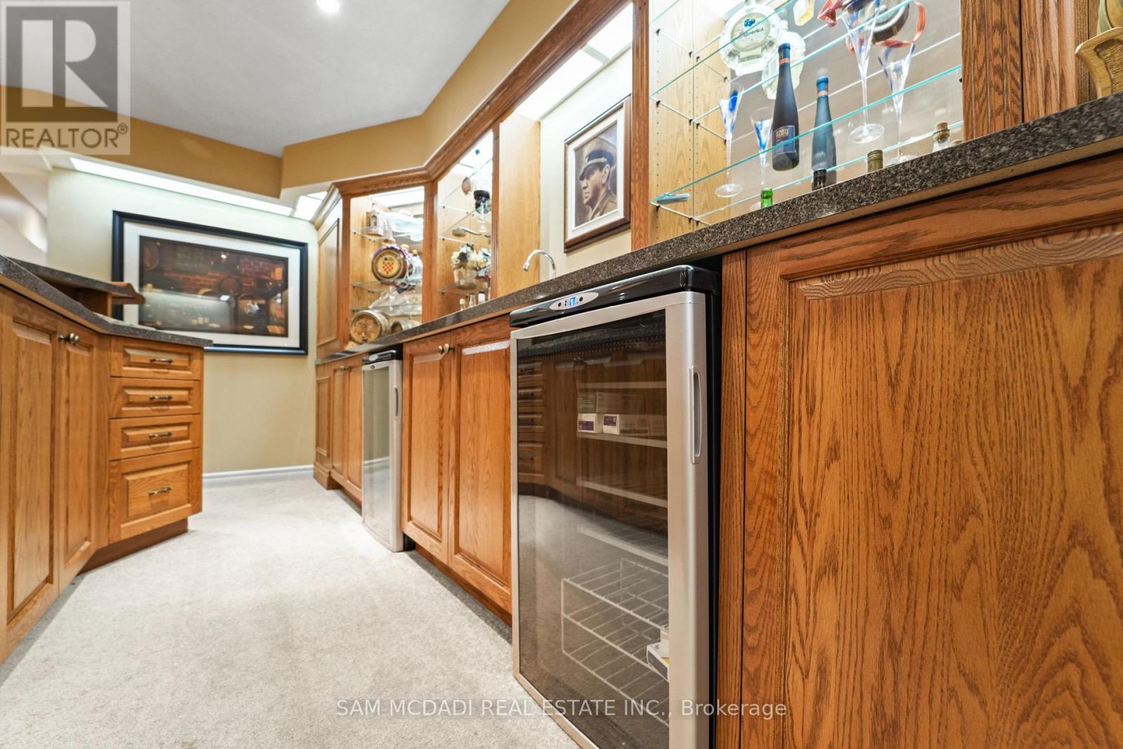 5431 Appleby Line, Burlington, ON - Indoor