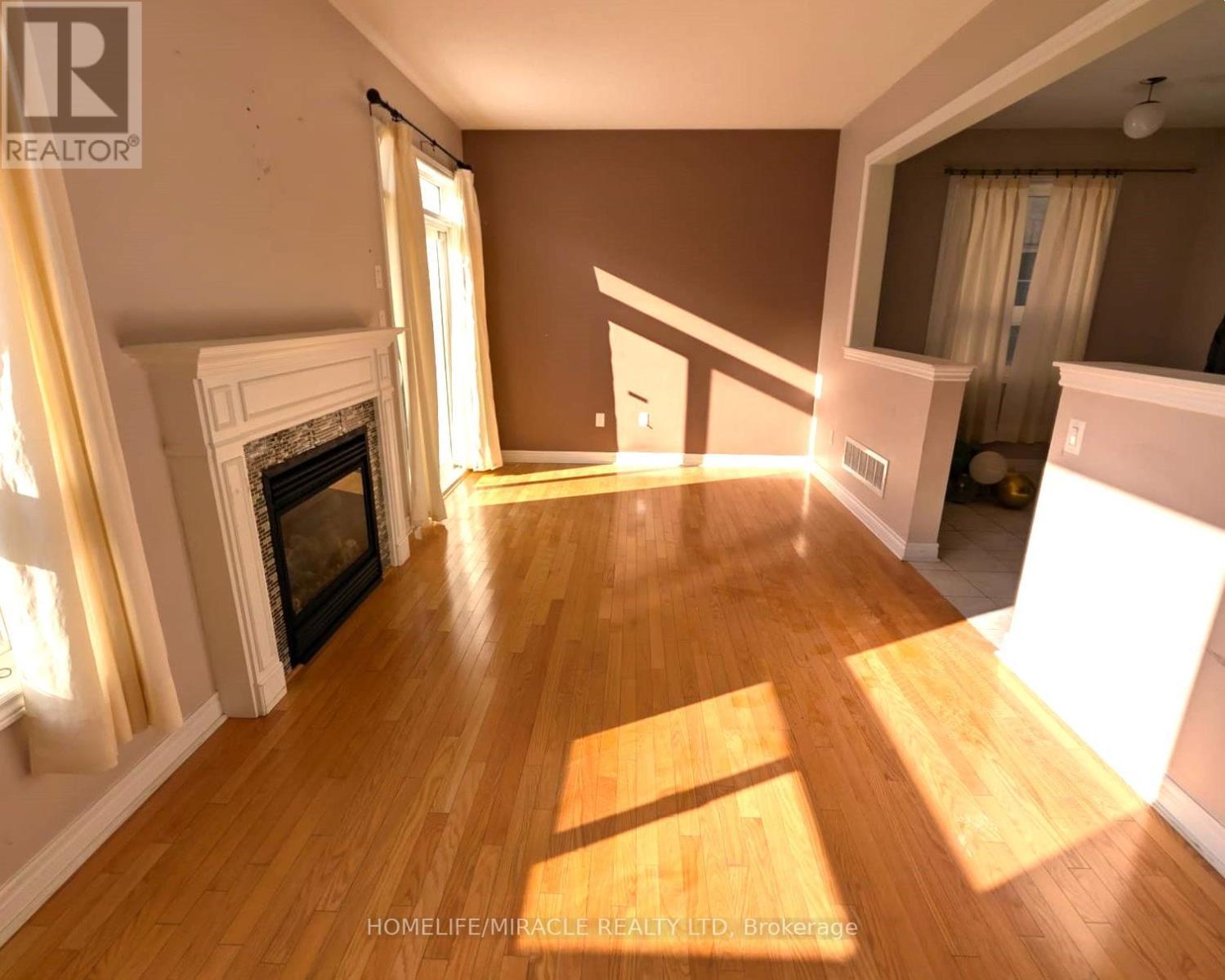 18 Alicewood Grove, Brampton, ON - Indoor With Fireplace