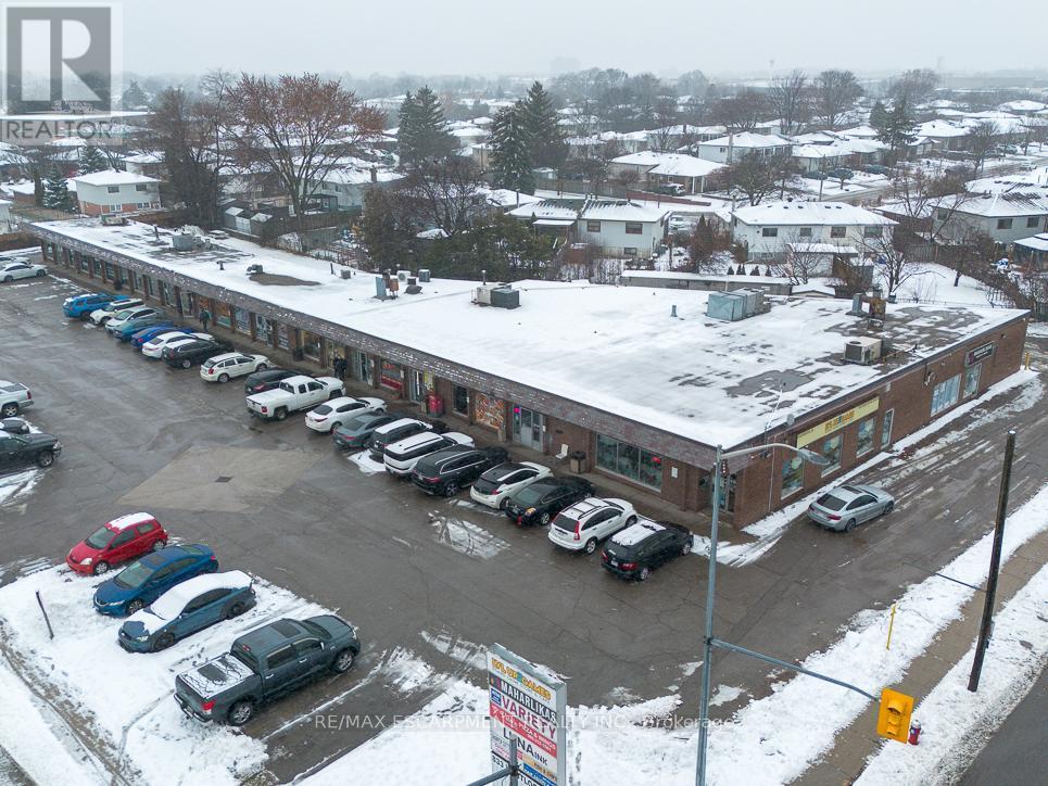 8 - 833 Westlock Road, Mississauga, ON