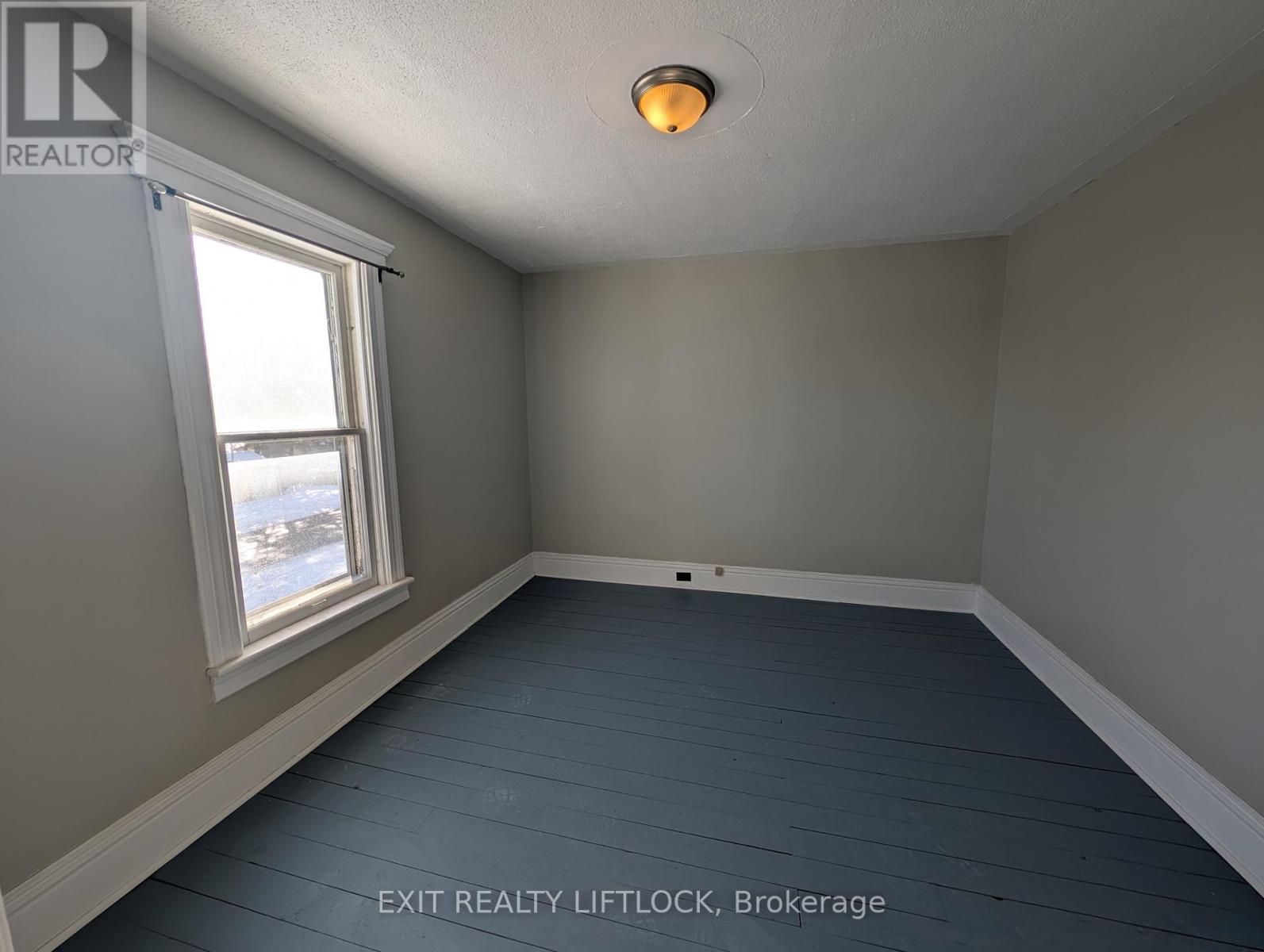 202 Queen Street, Trent Hills (Campbellford), ON - Indoor Photo Showing Other Room