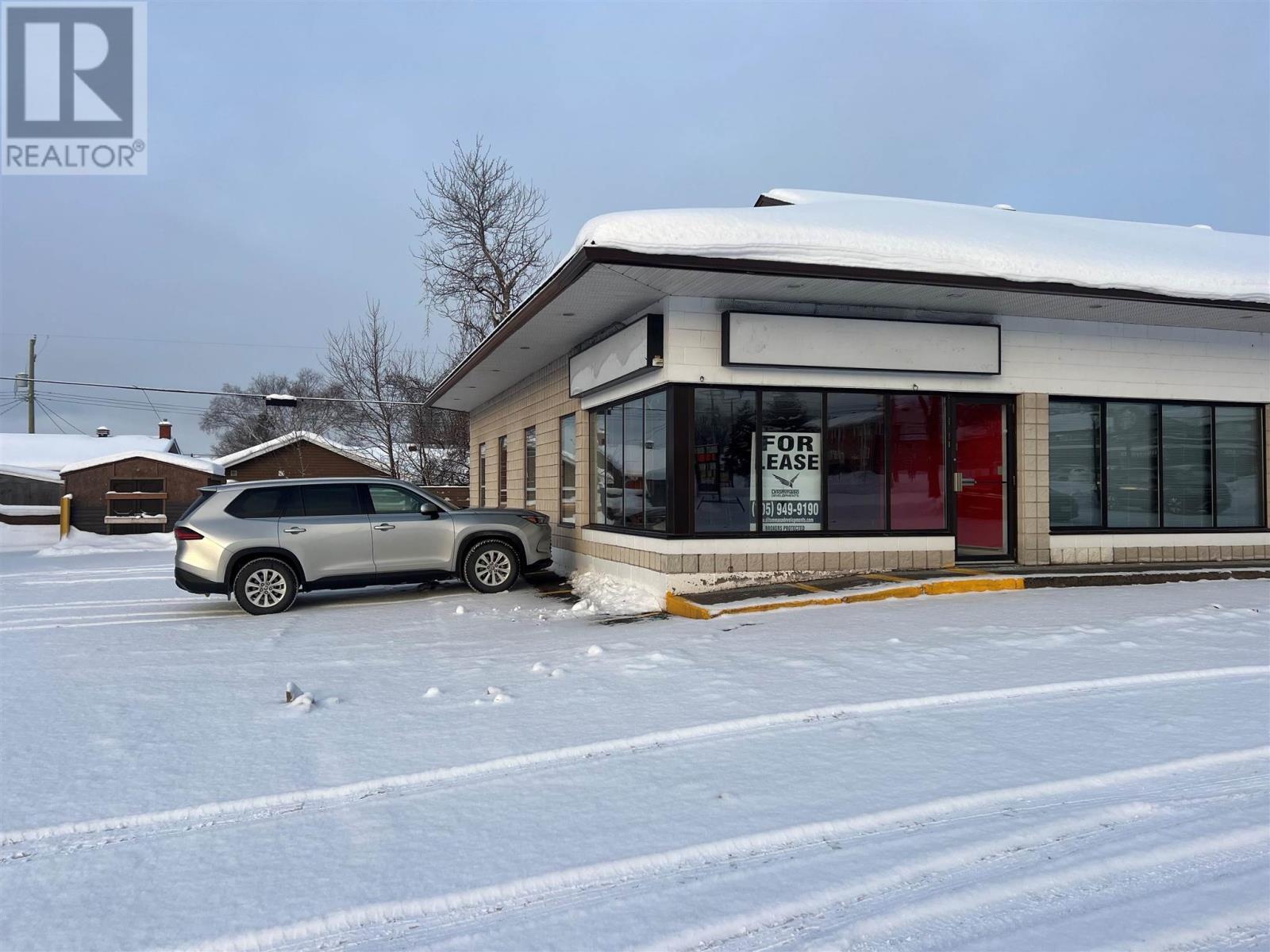 153 Great Northern Rd, Sault Ste. Marie, ON