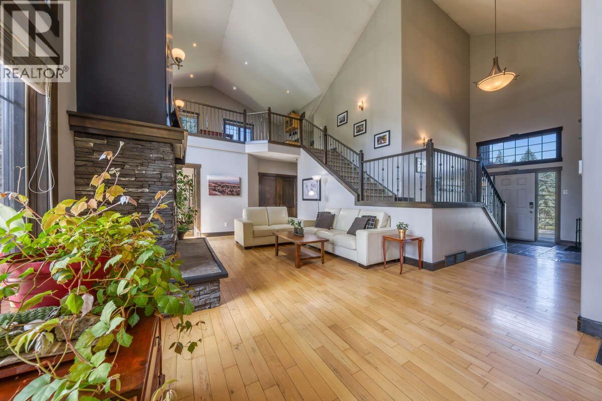 2576 Sandstone Green, Invermere, BC - Indoor