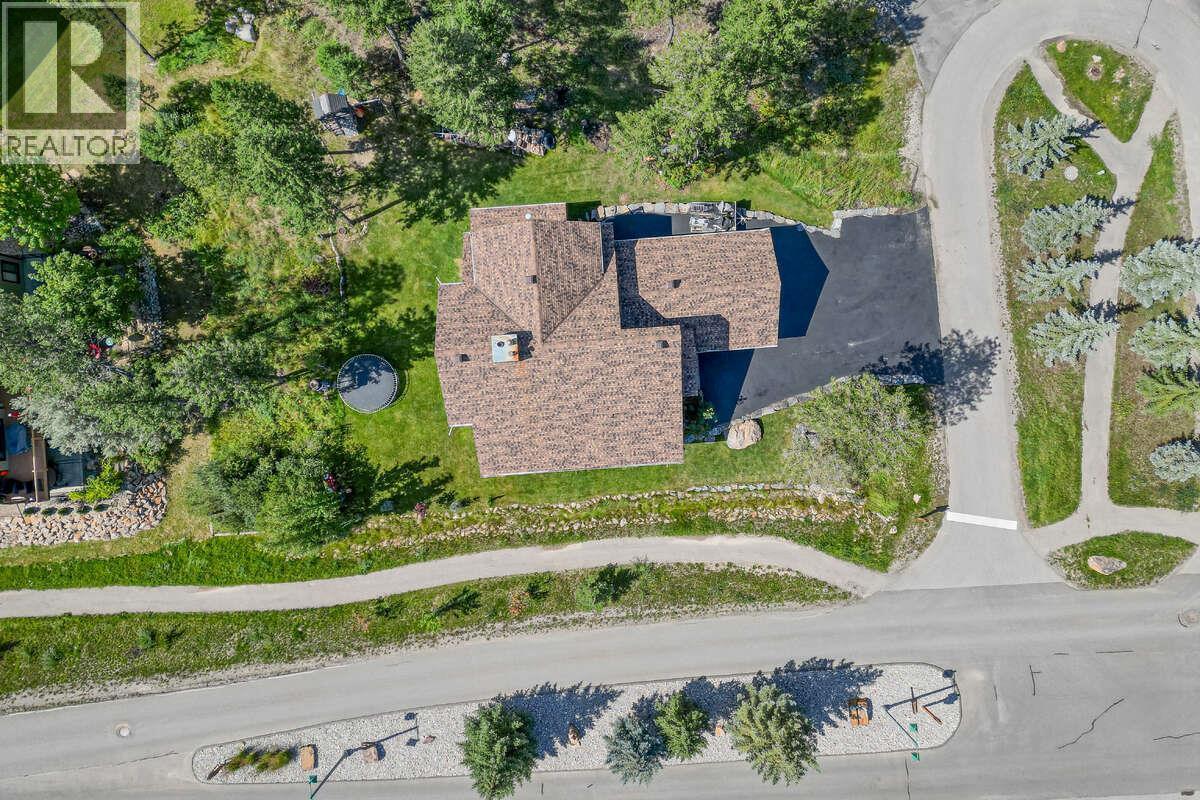 2576 Sandstone Green, Invermere, BC - Outdoor With View