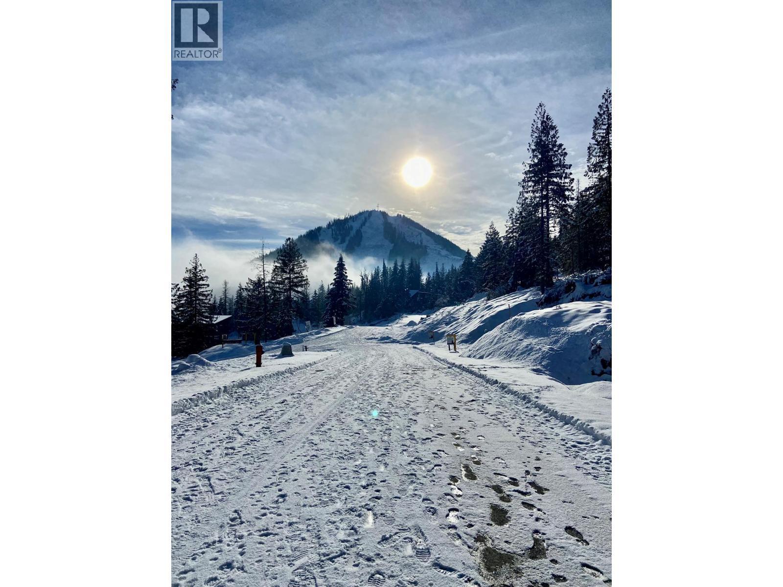 110 Topping Terrace, Rossland, BC