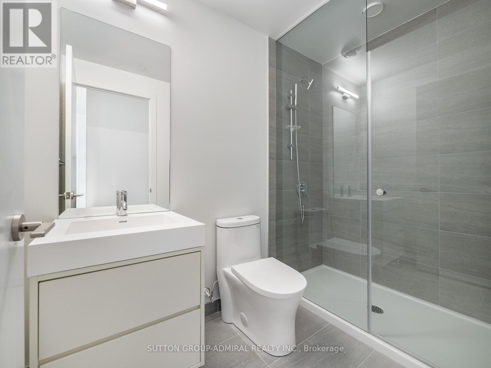 606 - 9 Tecumseth Street, Toronto, ON - Indoor Photo Showing Bathroom