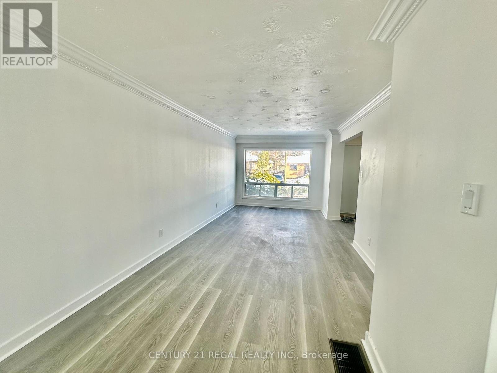 26 Pintail Crescent, Toronto, ON - Indoor Photo Showing Other Room