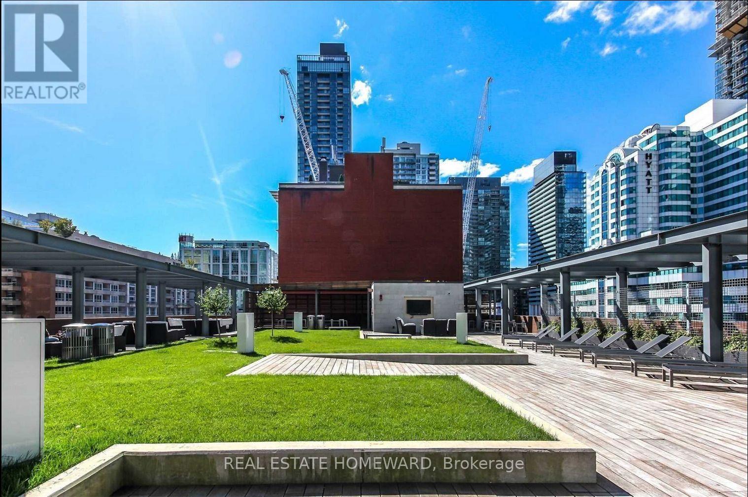 1704 - 8 Mercer Street, Toronto, ON - Outdoor