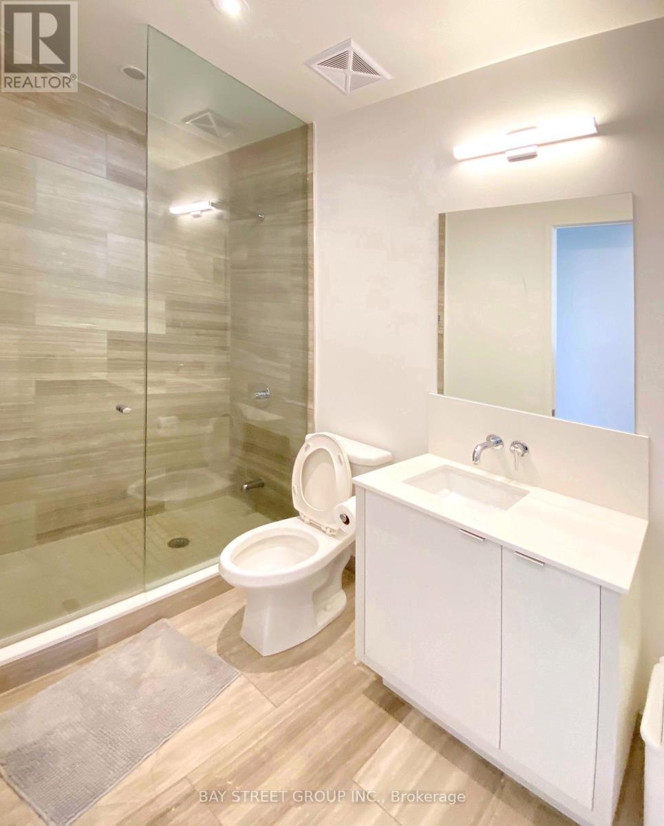 7206 - 88 Harbour Street, Toronto, ON - Indoor Photo Showing Bathroom