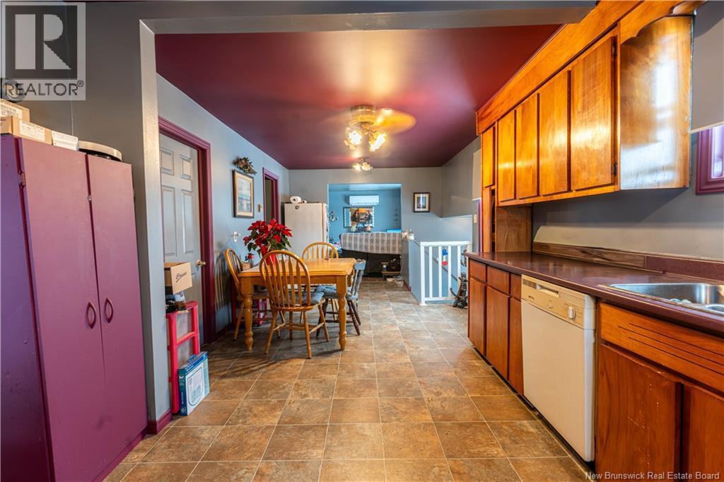 15 Ch Martin, Baie-Sainte-Anne, NB - Indoor Photo Showing Kitchen