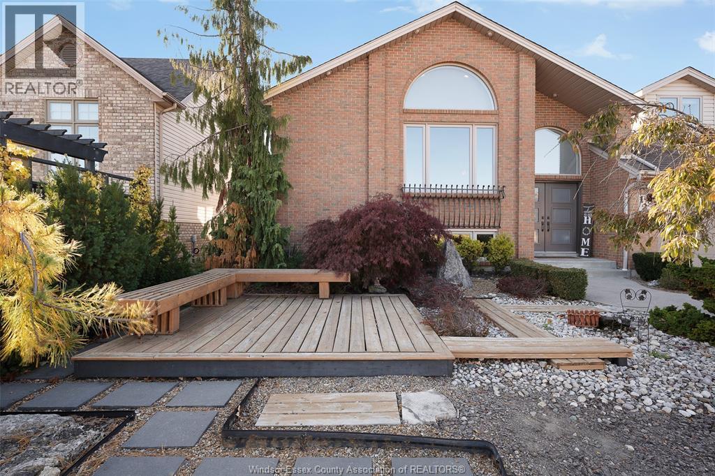 123 Pheasant Run, Lakeshore, ON - Outdoor