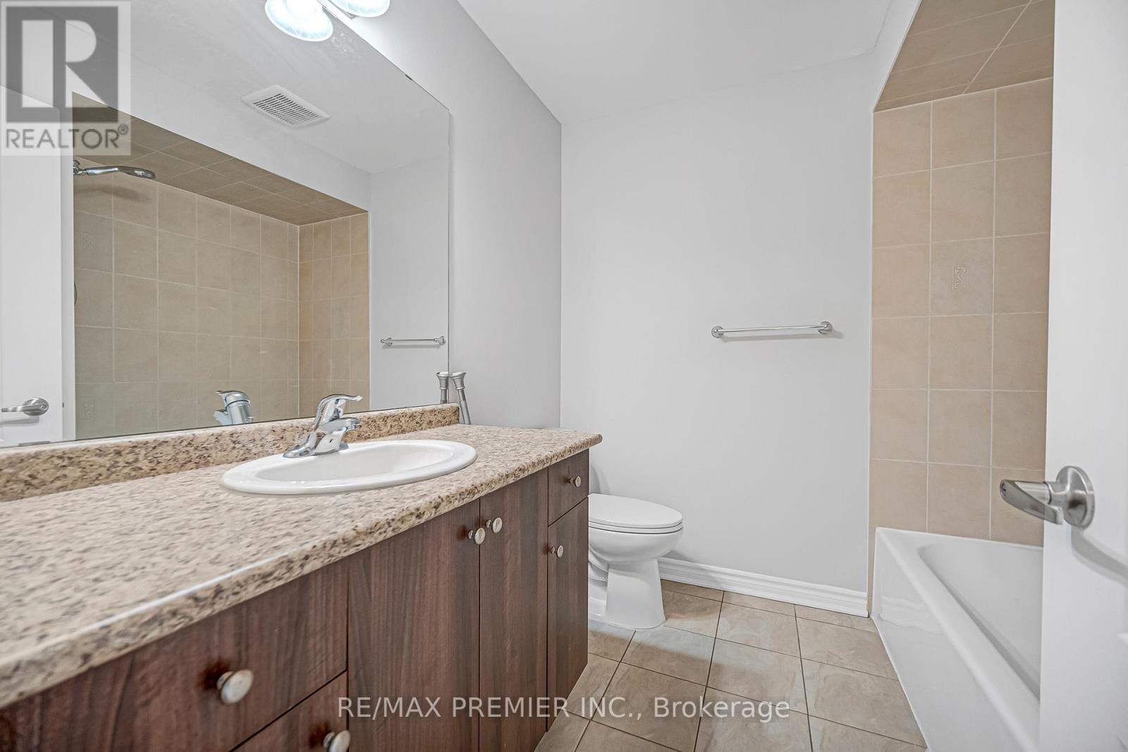 68 Zachary Place, Vaughan, ON - Indoor Photo Showing Bathroom