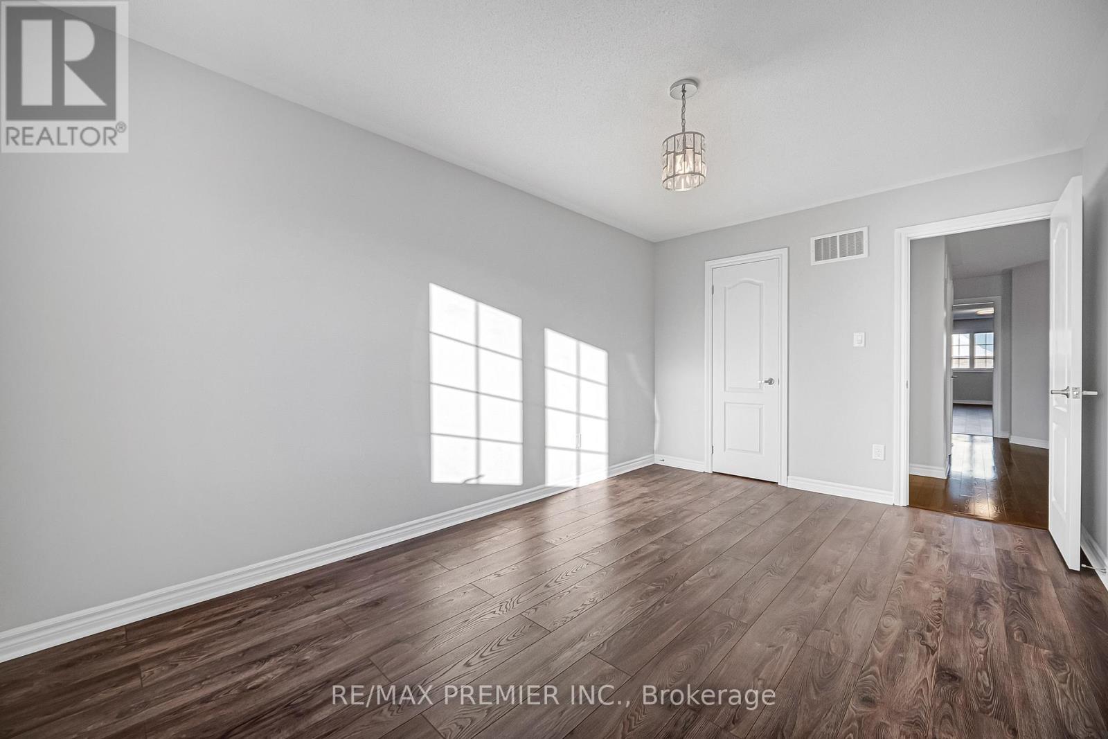 68 Zachary Place, Vaughan, ON - Indoor Photo Showing Other Room