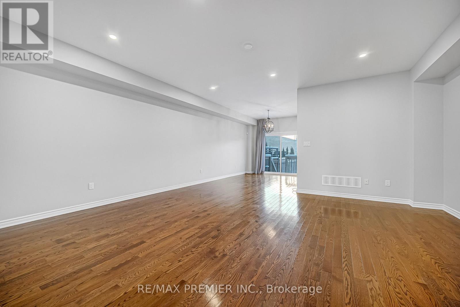 68 Zachary Place, Vaughan, ON - Indoor Photo Showing Other Room