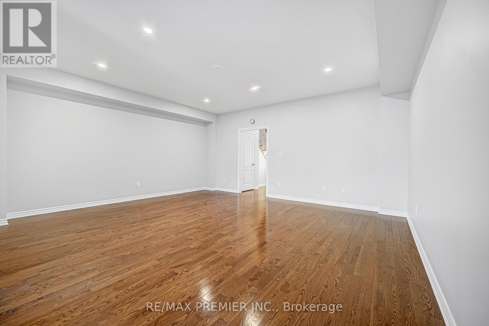 68 Zachary Place, Vaughan, ON - Indoor Photo Showing Other Room