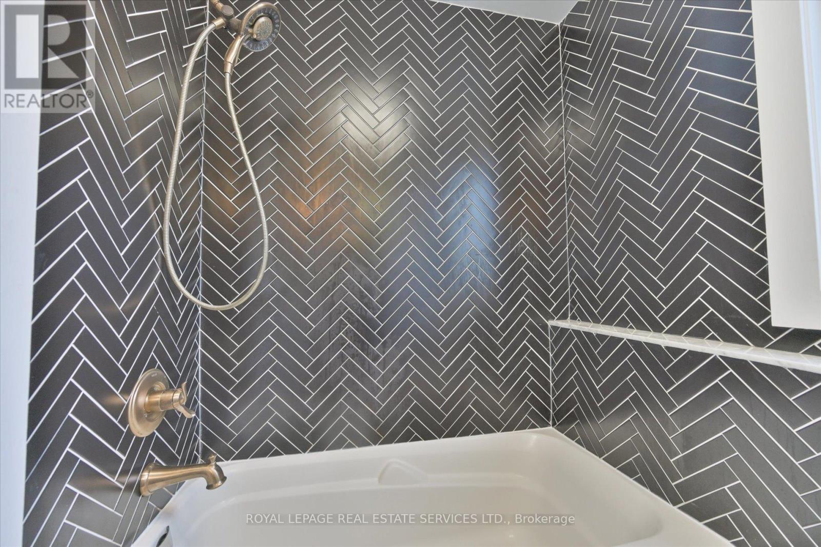 8 Pritchard Avenue, Toronto, ON - Indoor