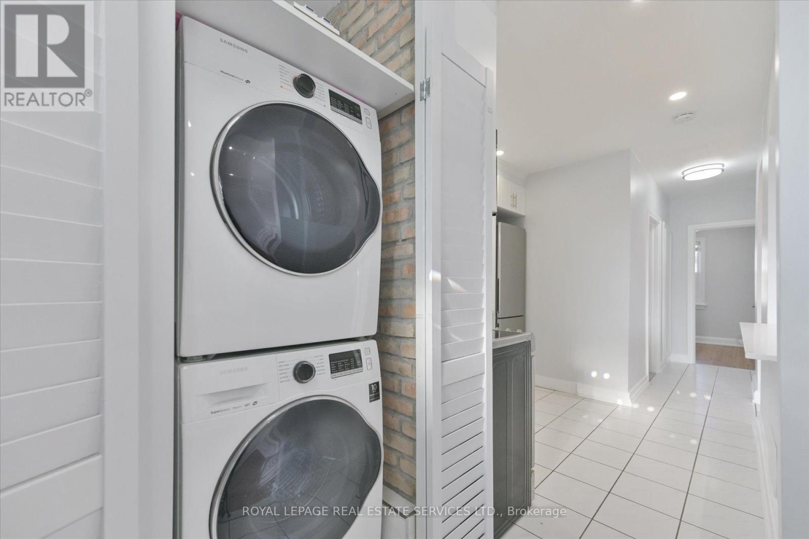 8 Pritchard Avenue, Toronto, ON - Indoor Photo Showing Laundry Room