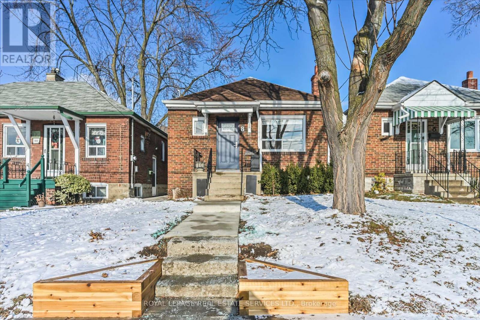 8 Pritchard Avenue, Toronto, ON - Outdoor
