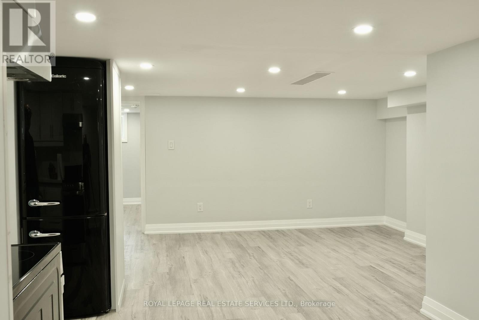 8 Pritchard Avenue, Toronto, ON - Indoor