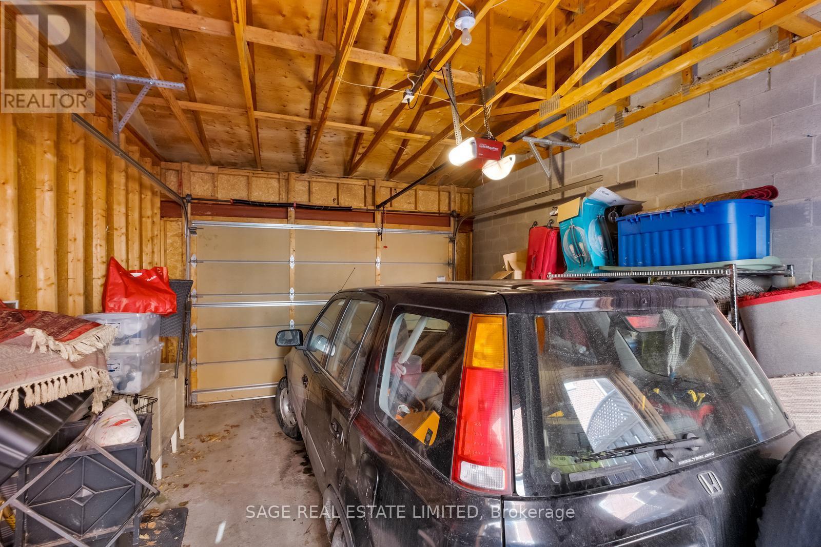 147 Brandon Avenue, Toronto, ON - Indoor Photo Showing Garage