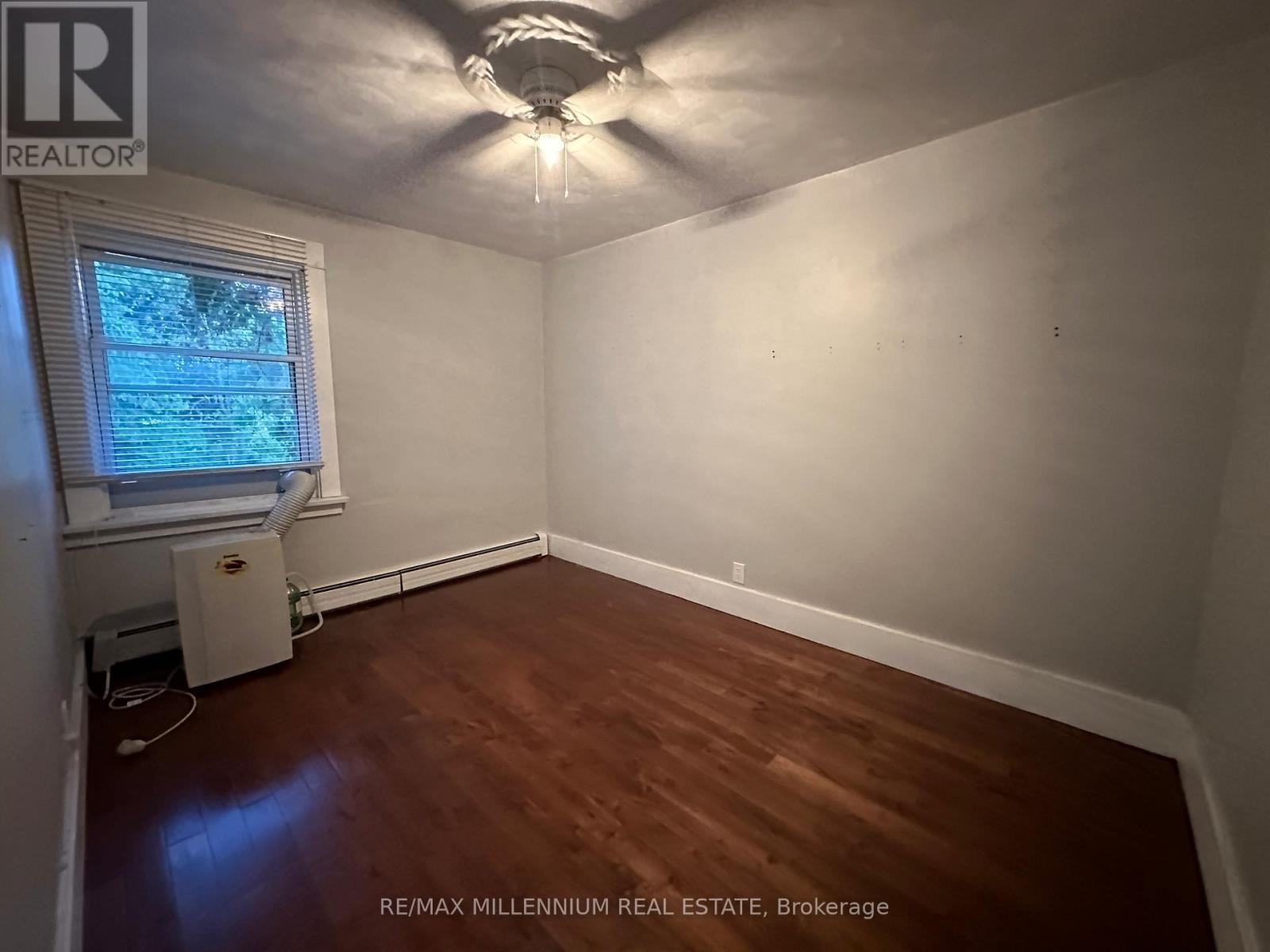 4680 Sixth Avenue, Niagara Falls, ON - Indoor Photo Showing Other Room