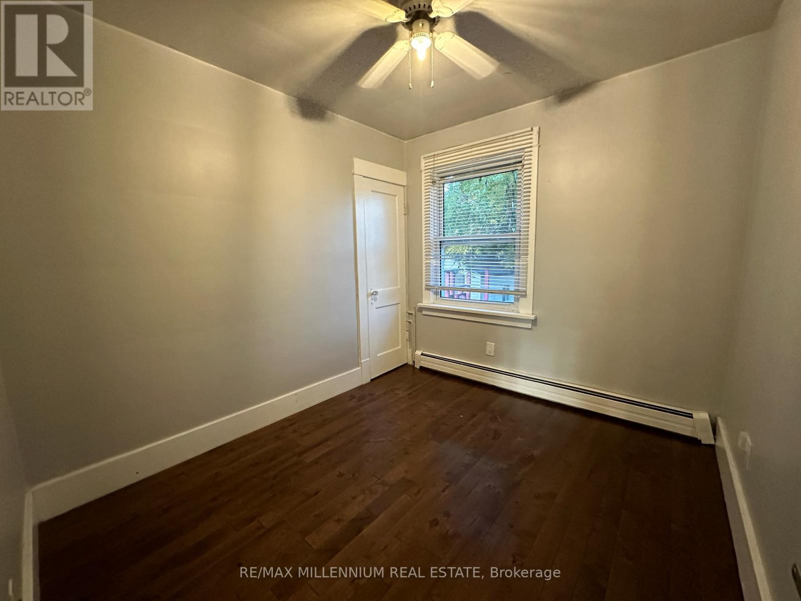 4680 Sixth Avenue, Niagara Falls, ON - Indoor Photo Showing Other Room