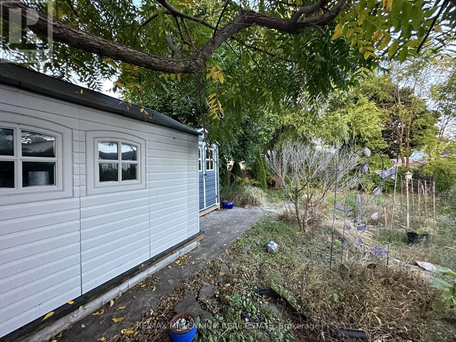 4680 Sixth Avenue, Niagara Falls, ON - Outdoor