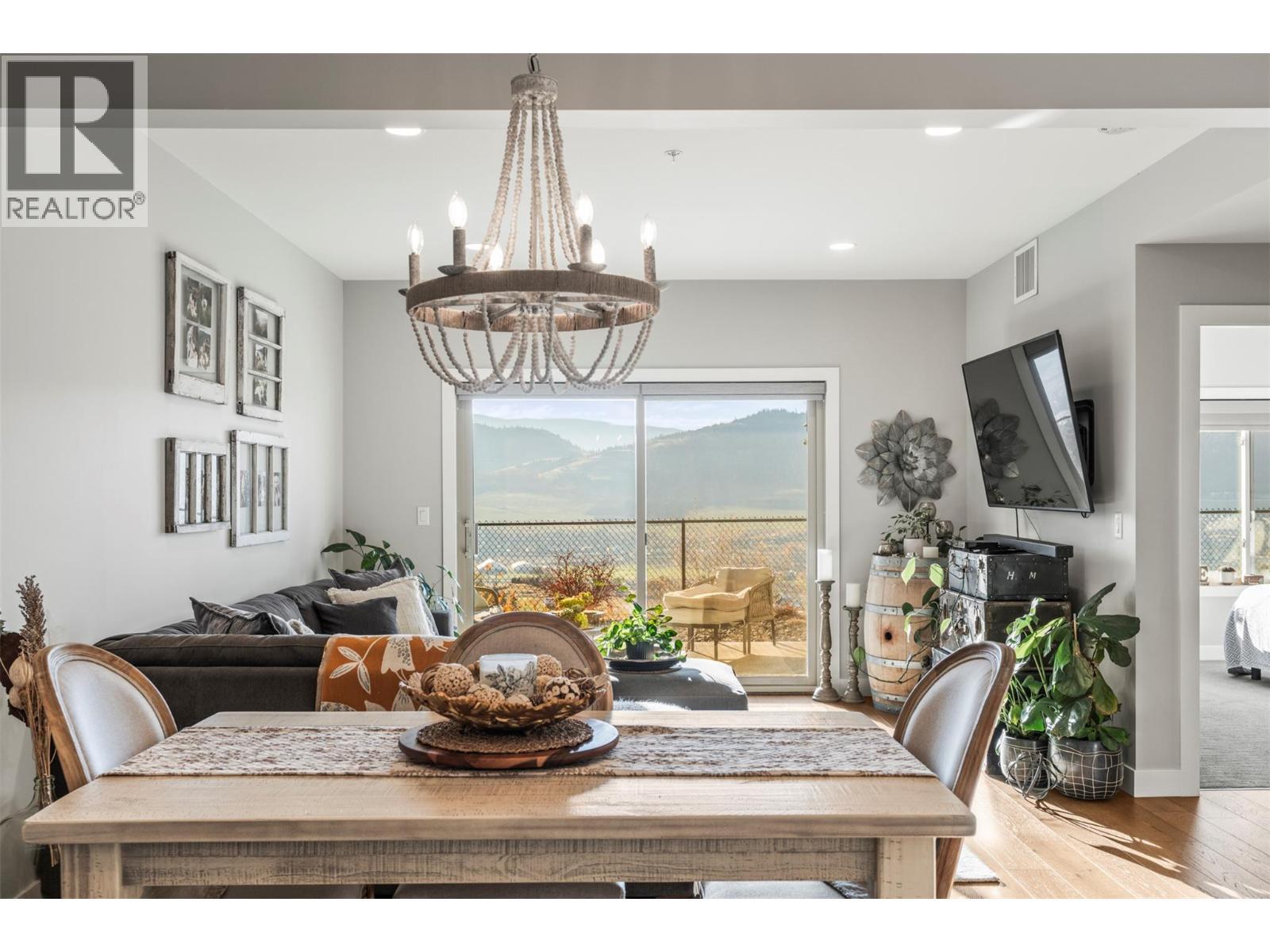 202 Vineyard Way Lot# Sl 1, Vernon, BC - Indoor Photo Showing Dining Room