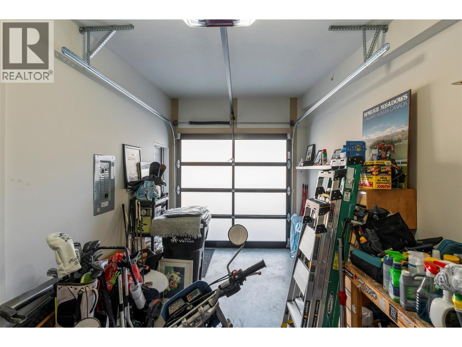 202 Vineyard Way Lot# Sl 1, Vernon, BC - Indoor Photo Showing Garage