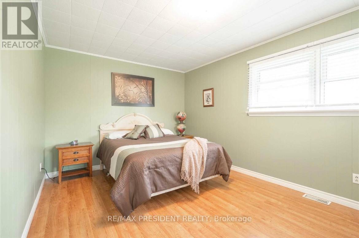 15057 Highway 50 Road, Caledon, ON - Indoor Photo Showing Bedroom