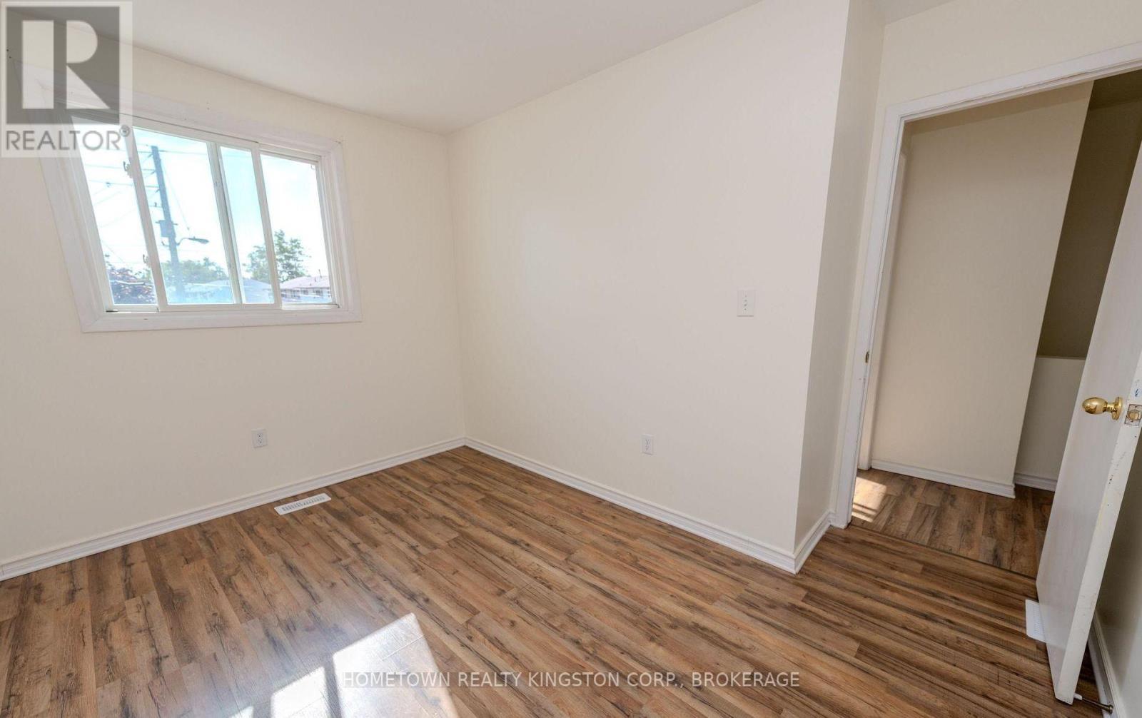 983 Oakview Avenue, Kingston (South Of Taylor-Kidd Blvd), ON - Indoor Photo Showing Other Room
