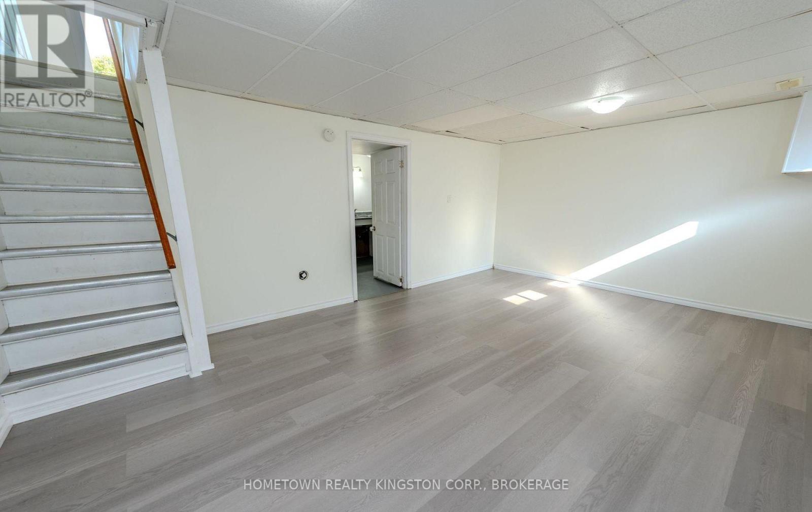 983 Oakview Avenue, Kingston (South Of Taylor-Kidd Blvd), ON - Indoor Photo Showing Other Room