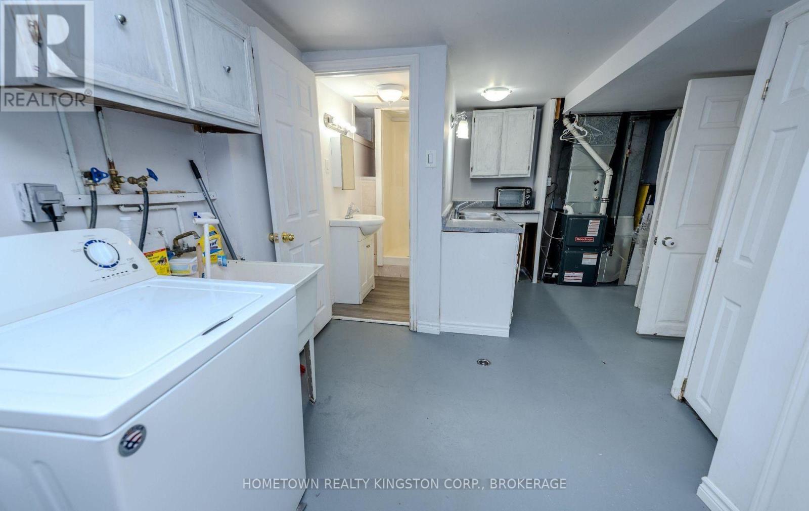 983 Oakview Avenue, Kingston (South Of Taylor-Kidd Blvd), ON - Indoor Photo Showing Laundry Room
