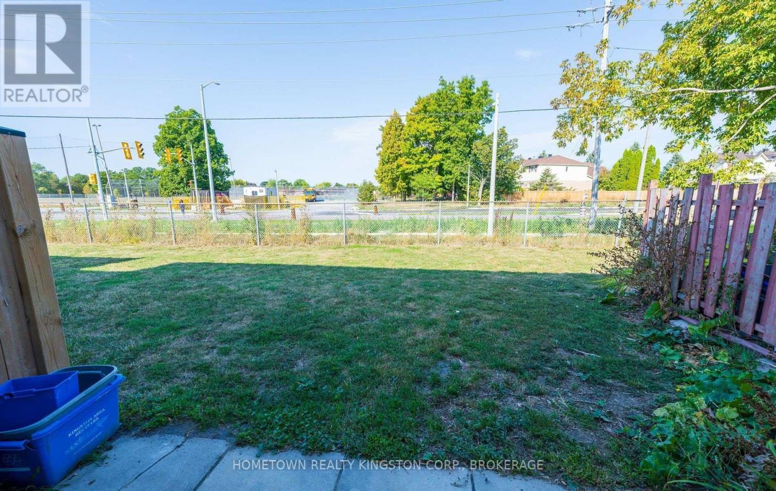 983 Oakview Avenue, Kingston (South Of Taylor-Kidd Blvd), ON - Outdoor