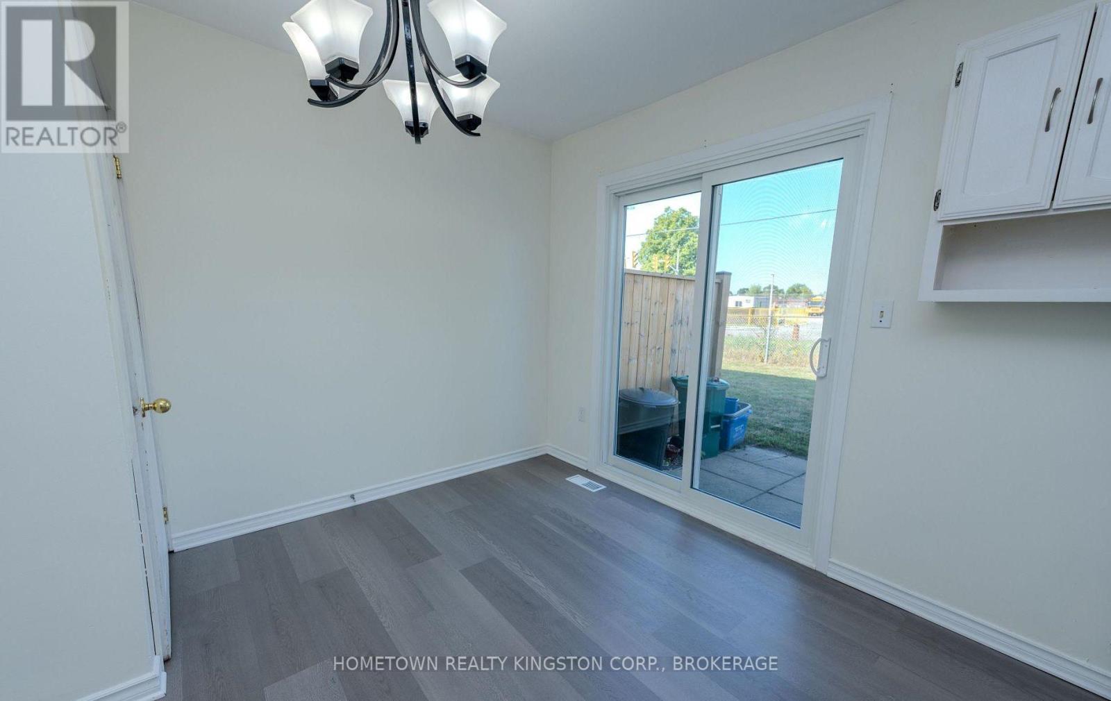 983 Oakview Avenue, Kingston (South Of Taylor-Kidd Blvd), ON - Indoor Photo Showing Other Room