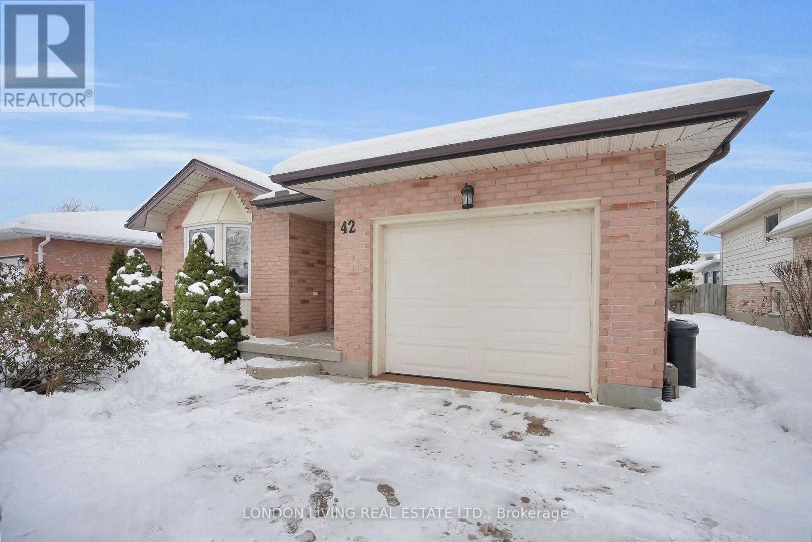 42 Bourbon Lane, London East (East I), ON - Outdoor With Exterior