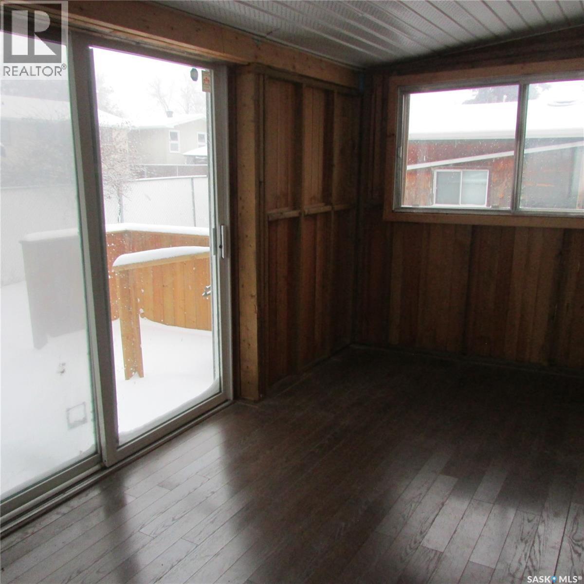 11 Watts Bay, Regina, SK - Indoor Photo Showing Other Room