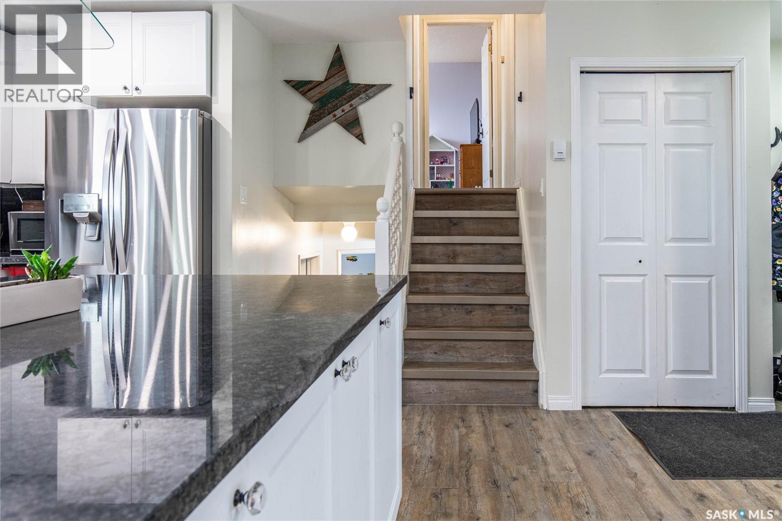 1266 Maybery Crescent, Moose Jaw, SK - Indoor