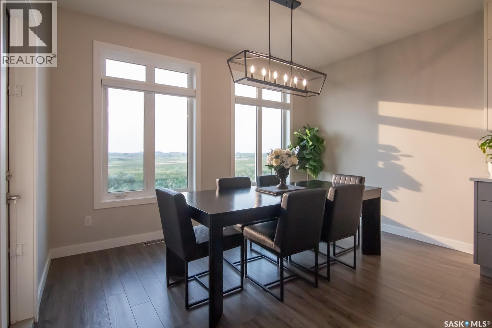 635 Kenaschuk Crescent, Saskatoon, SK - Indoor Photo Showing Dining Room