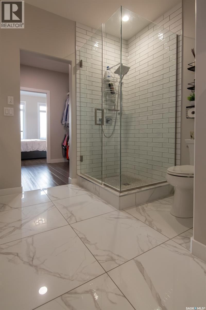 635 Kenaschuk Crescent, Saskatoon, SK - Indoor Photo Showing Bathroom