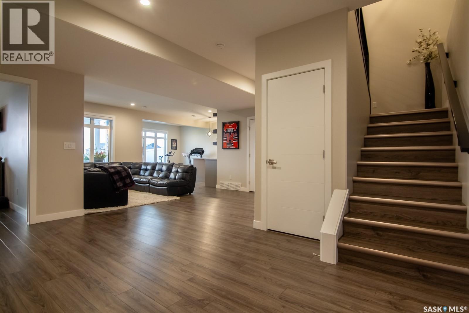 635 Kenaschuk Crescent, Saskatoon, SK - Indoor